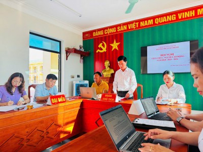 HỘI NGHỊ VC-NLĐ TRƯỜNG THCS VĂN THÀNH NĂM HỌC 2025-2026
